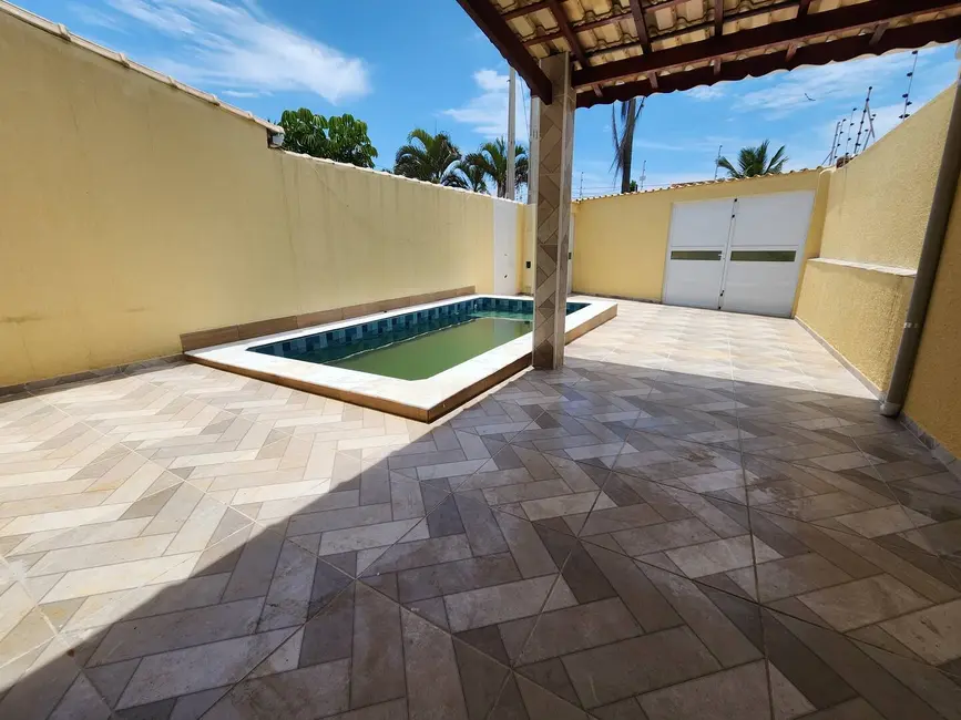 Foto 7 de Casa com 2 quartos à venda, 131m2 em Itanhaem - SP