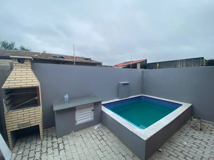 Foto 6 de Casa com 2 quartos à venda, 54m2 em Itanhaem - SP