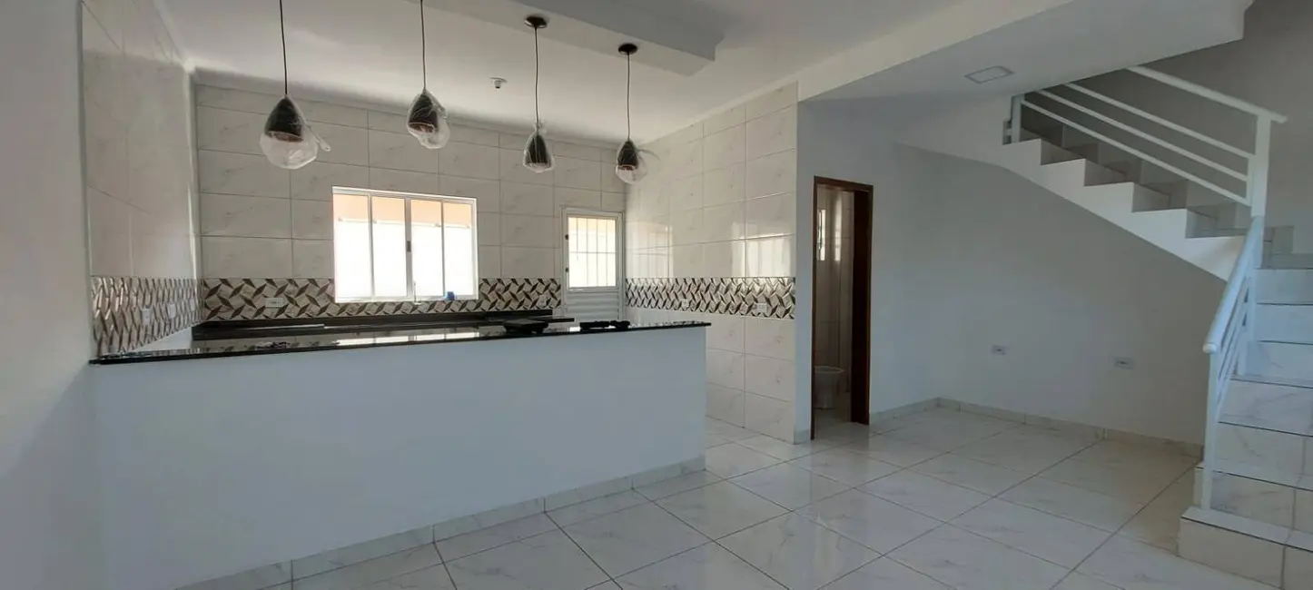 Foto 4 de Sobrado com 2 quartos à venda, 90m2 em Mongagua - SP
