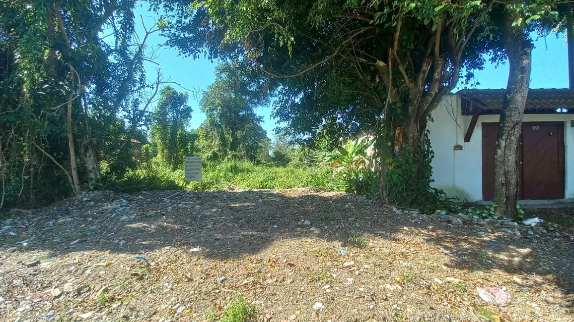 Foto 1 de Terreno / Lote à venda, 300m2 em Itanhaem - SP