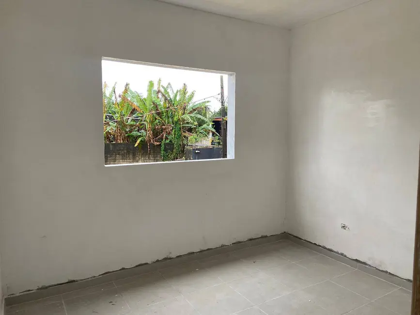 Foto 3 de Casa com 2 quartos à venda, 60m2 em Itanhaem - SP