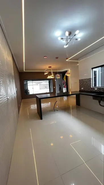 Foto 1 de Casa com 3 quartos à venda, 135m2 em Caiçara, Praia Grande - SP