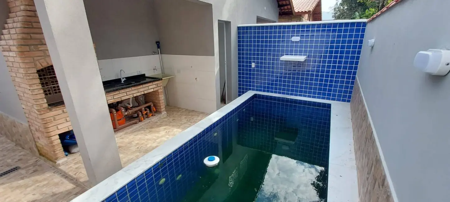 Foto 3 de Casa com 2 quartos à venda, 150m2 em Itanhaem - SP