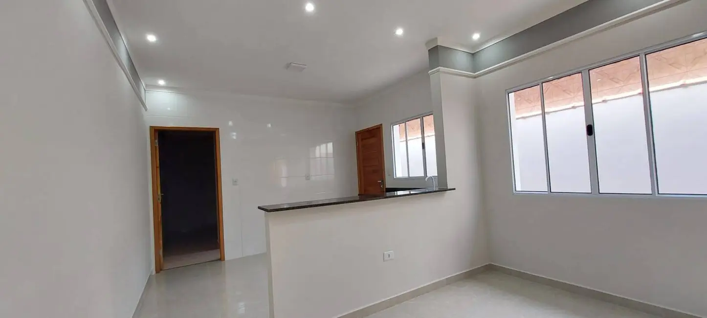 Foto 6 de Casa com 2 quartos à venda, 150m2 em Itanhaem - SP