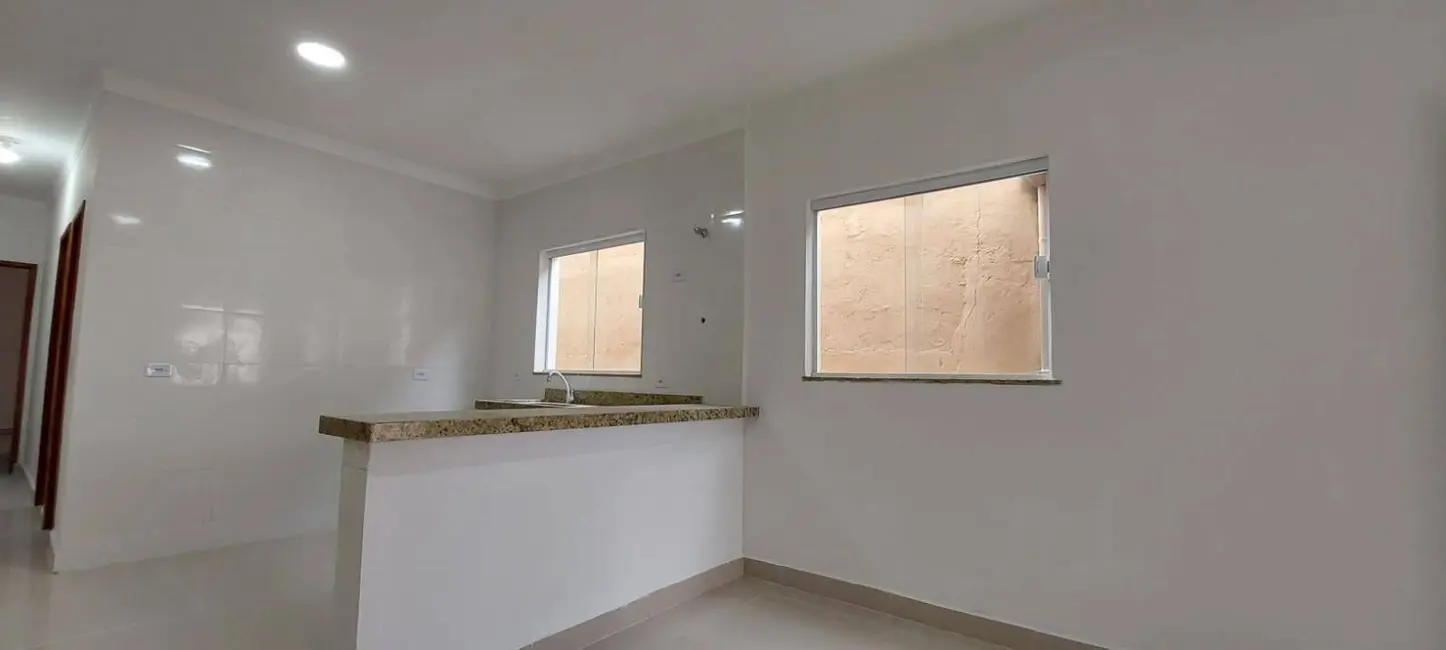Foto 3 de Casa com 3 quartos à venda, 145m2 em Itanhaem - SP