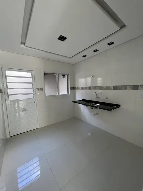 Foto 2 de Sobrado com 2 quartos à venda, 53m2 em Boqueirão, Praia Grande - SP