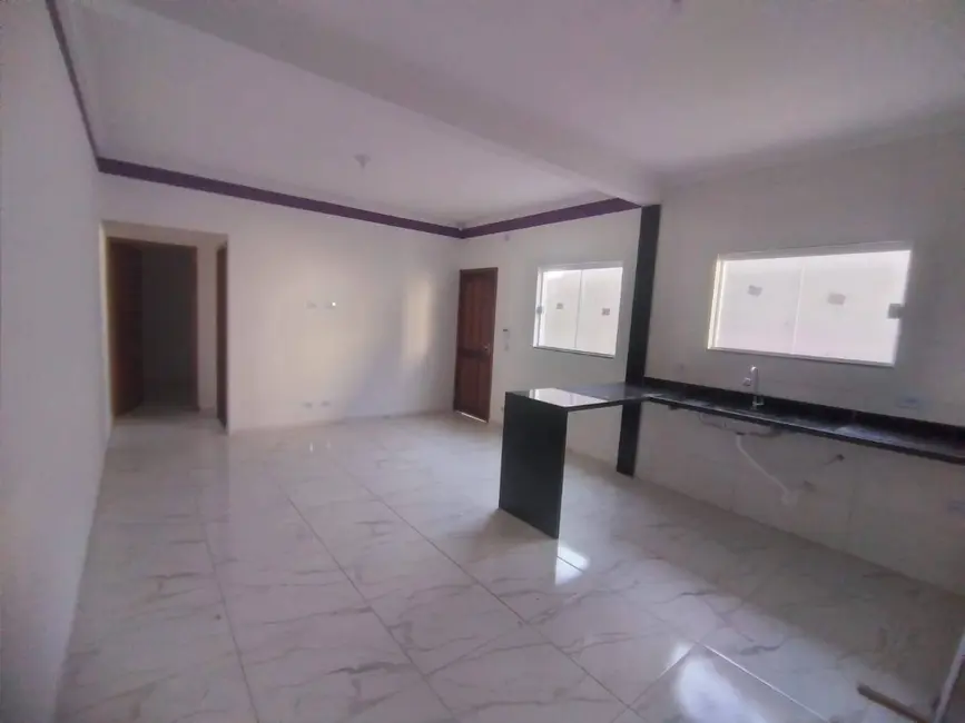 Foto 9 de Casa com 2 quartos à venda, 180m2 em Itanhaem - SP