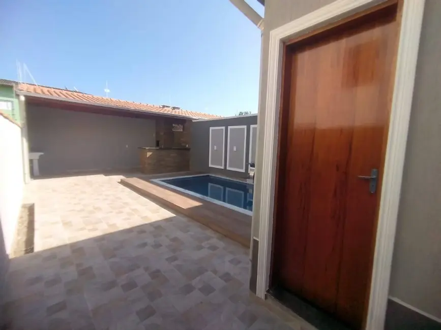 Foto 7 de Casa com 2 quartos à venda, 180m2 em Itanhaem - SP