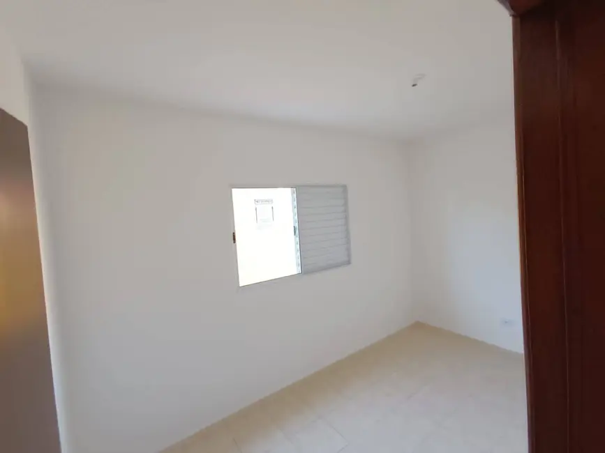 Casa com 2 quartos à venda, 60m2 em Itanhaem - SP - imagem 8 Foto 8 de Casa com 2 quartos à venda, 60m2 em Itanhaem - SP