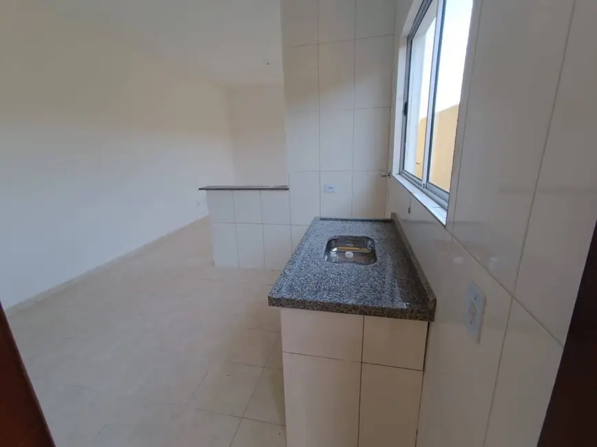 Casa com 2 quartos à venda, 60m2 em Itanhaem - SP - imagem 3 Foto 3 de Casa com 2 quartos à venda, 60m2 em Itanhaem - SP