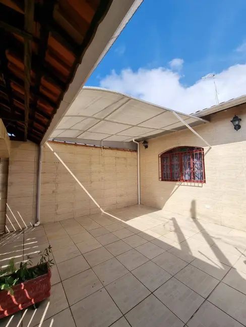 Foto 2 de Casa com 2 quartos à venda, 60m2 em Mongagua - SP