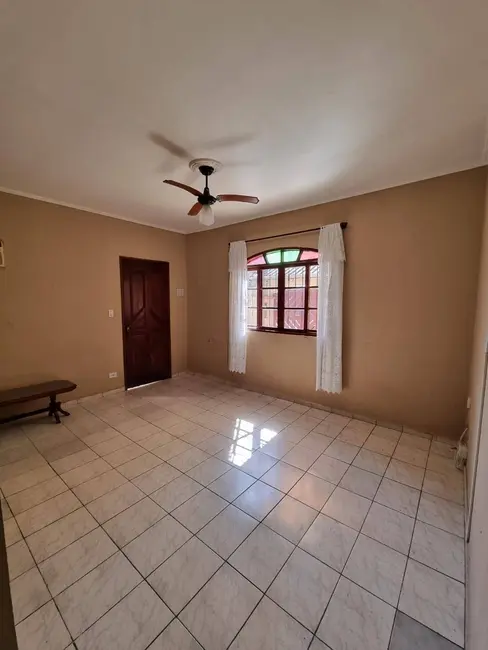 Foto 5 de Casa com 2 quartos à venda, 60m2 em Mongagua - SP
