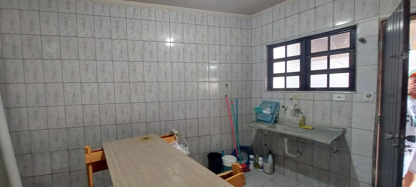 Foto 5 de Casa com 2 quartos à venda, 86m2 em Mongagua - SP