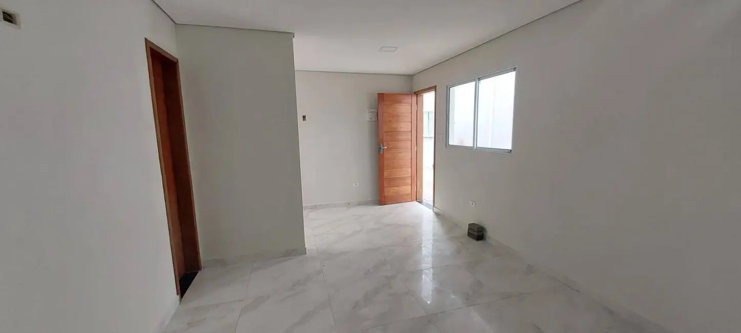 Foto 1 de Sobrado com 2 quartos à venda, 107m2 em Mongagua - SP