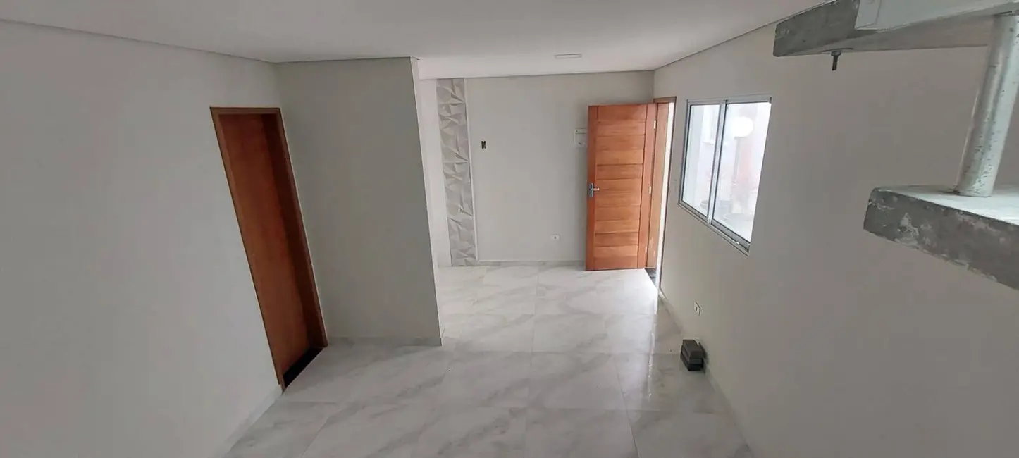 Foto 2 de Sobrado com 2 quartos à venda, 107m2 em Mongagua - SP