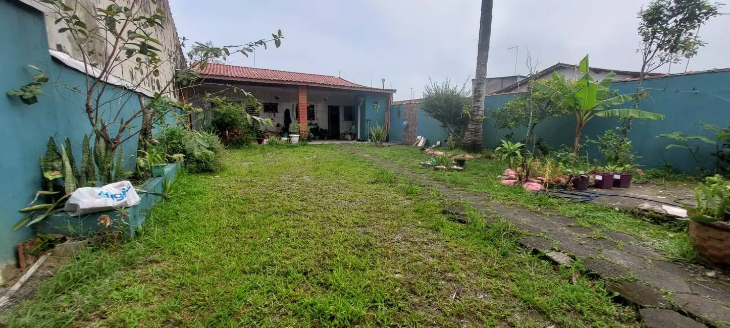 Foto 3 de Casa com 1 quarto à venda, 60m2 em Mongagua - SP