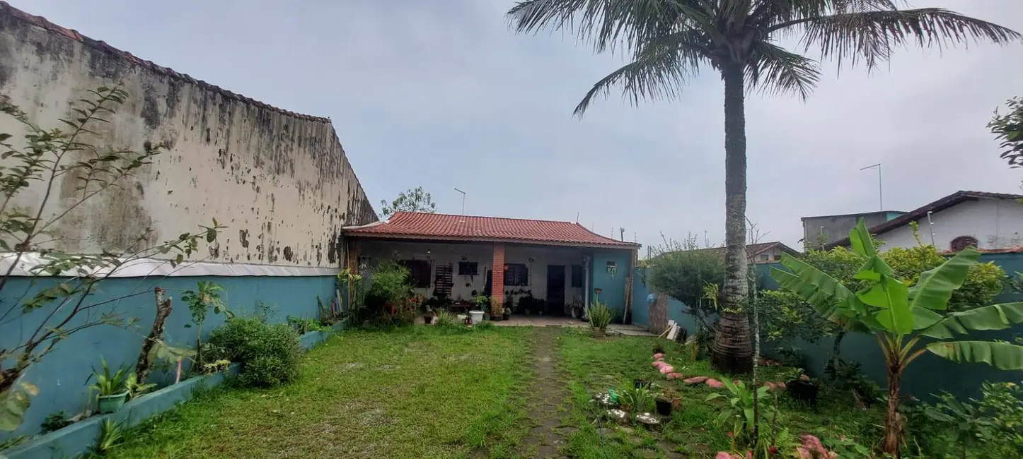 Foto 1 de Casa com 1 quarto à venda, 60m2 em Mongagua - SP