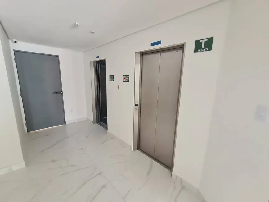 Foto 2 de Apartamento com 2 quartos à venda, 53m2 em Caiçara, Praia Grande - SP