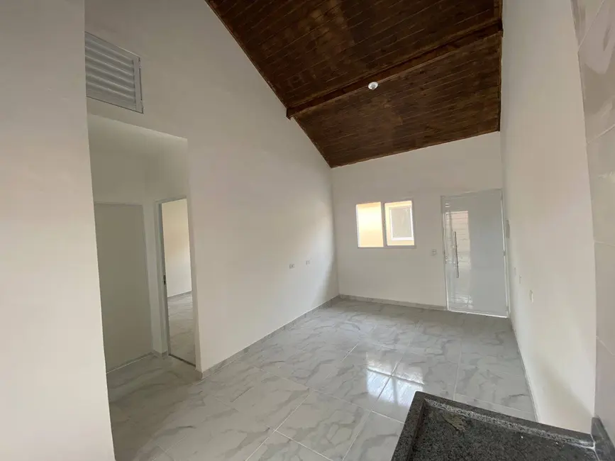 Foto 7 de Casa de Condomínio com 2 quartos à venda, 98m2 em Itanhaem - SP