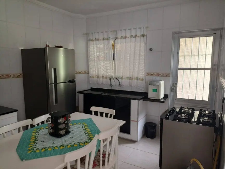 Foto 9 de Sobrado com 2 quartos à venda, 66m2 em Mongagua - SP