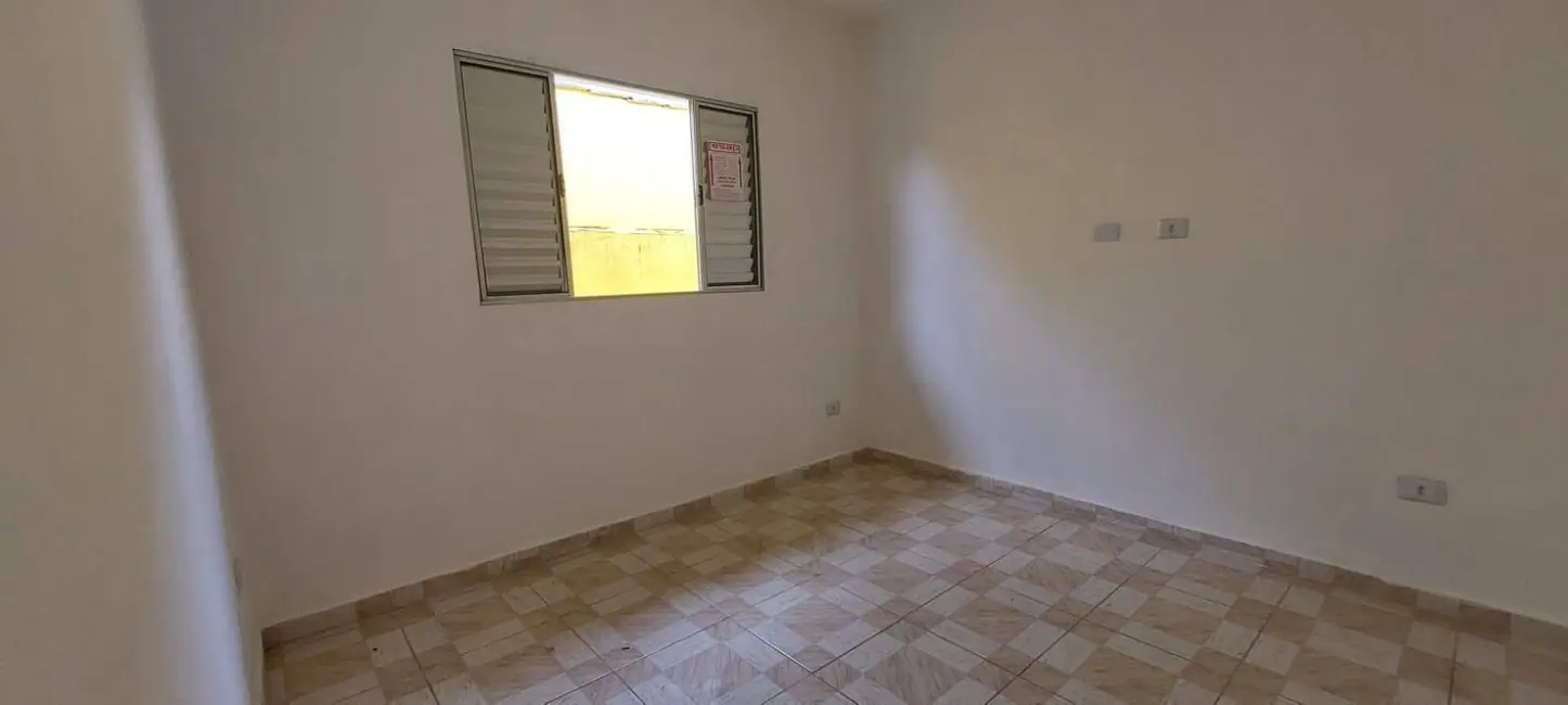 Foto 7 de Casa com 2 quartos à venda, 60m2 em Mongagua - SP