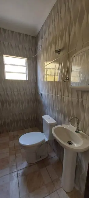 Foto 9 de Casa com 2 quartos à venda, 60m2 em Mongagua - SP