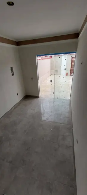 Foto 5 de Sobrado com 2 quartos à venda, 98m2 em Mongagua - SP