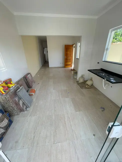 Foto 6 de Casa com 2 quartos à venda, 60m2 em Mongagua - SP