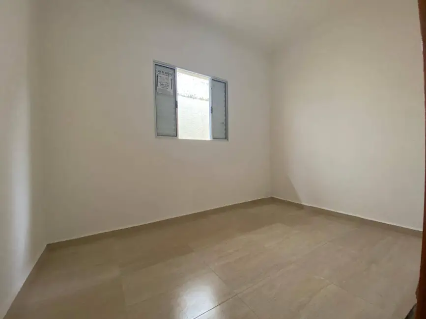 Foto 5 de Casa com 2 quartos à venda, 60m2 em Mongagua - SP