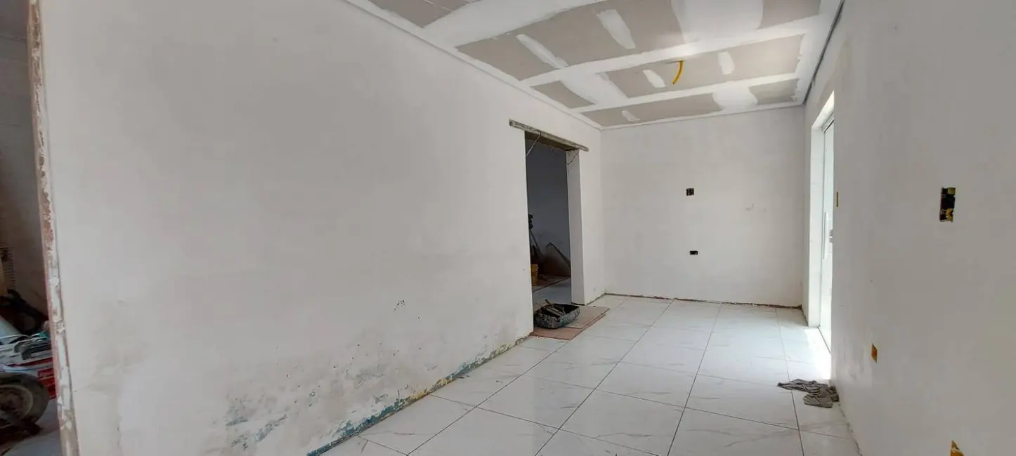 Foto 5 de Casa com 2 quartos à venda, 90m2 em Mongagua - SP