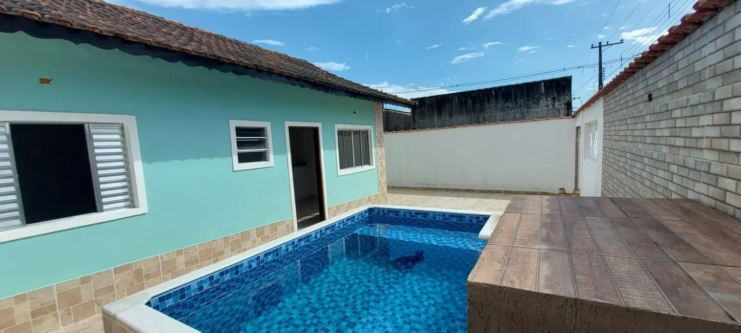Casa com 2 quartos à venda, 60m2 em Mongagua - SP - imagem 2 Foto 2 de Casa com 2 quartos à venda, 60m2 em Mongagua - SP