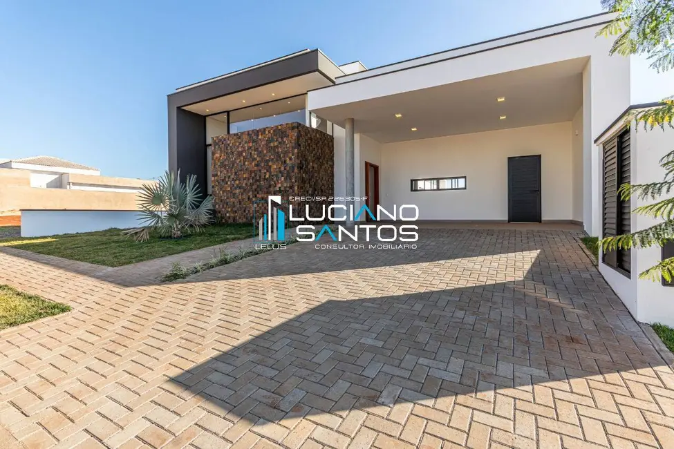 Foto 1 de Casa com 3 quartos à venda, 400m2 em Boituva - SP