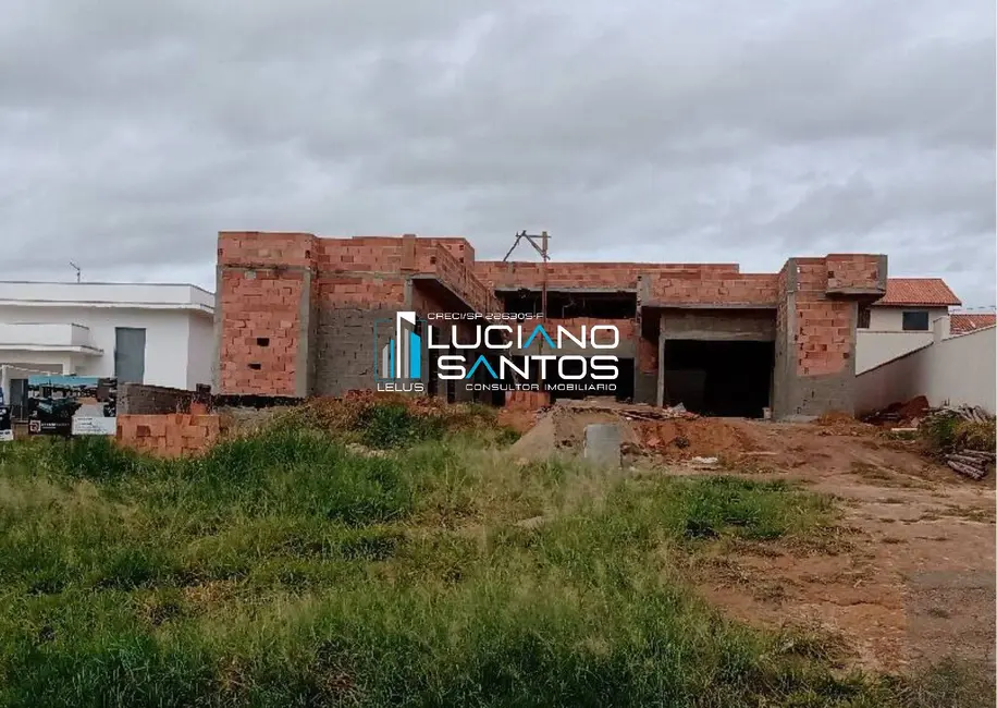 Foto 3 de Casa com 3 quartos à venda, 920m2 em Residencial Ecopark, Tatui - SP