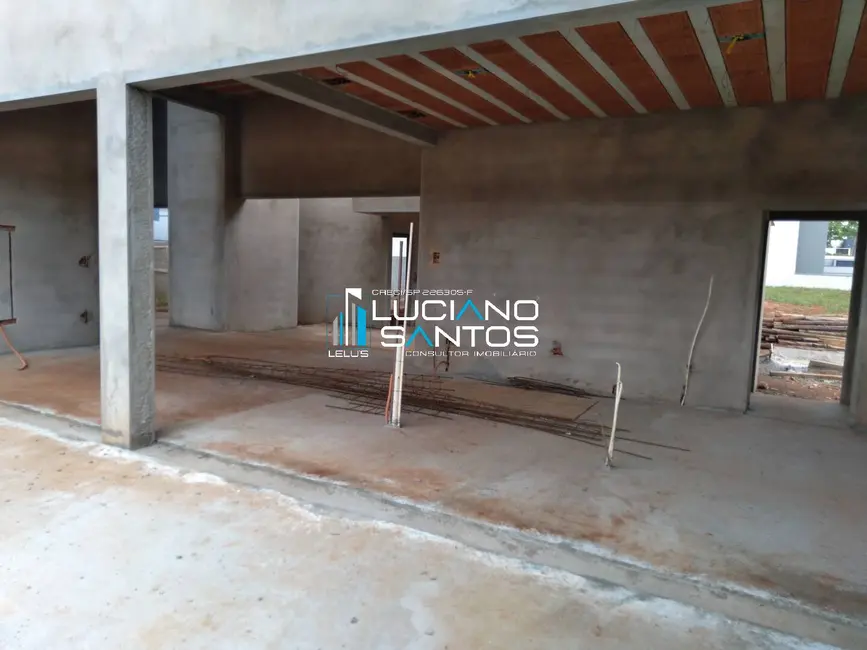 Foto 3 de Casa à venda, 743m2 em Boituva - SP