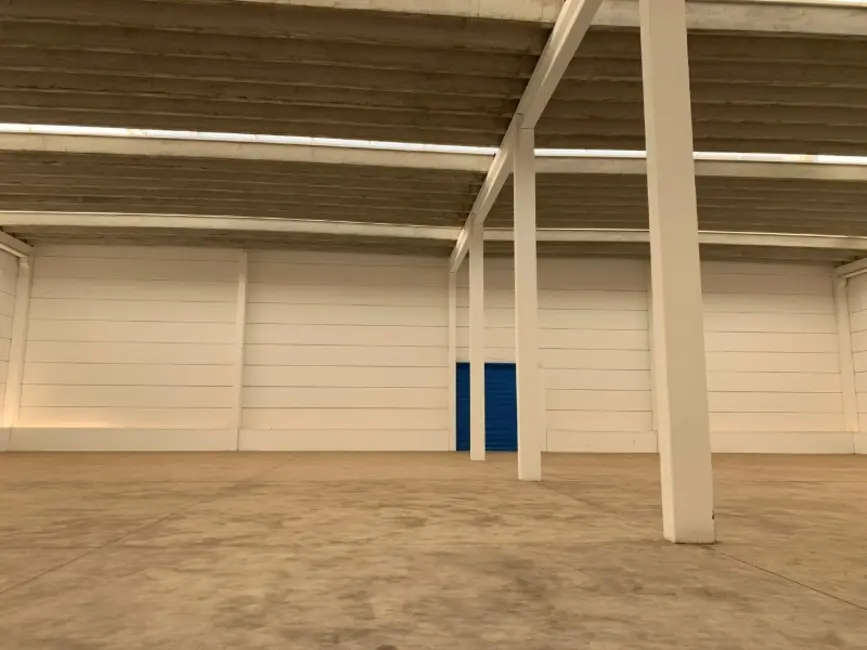 Armazém / Galpão para alugar, 2000m2 em Jardim Emicol, Itu - SP - imagem 3 Foto 3 de Armazém / Galpão para alugar, 2000m2 em Jardim Emicol, Itu - SP