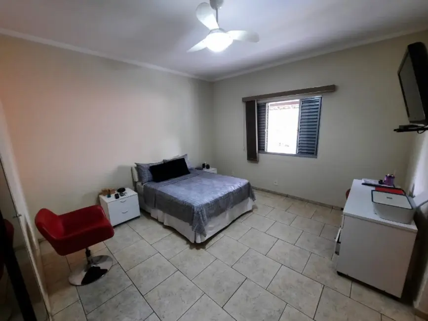 Foto 9 de Chácara com 4 quartos à venda, 254m2 em Parque Residencial Quinta das Laranjeiras, Itu - SP