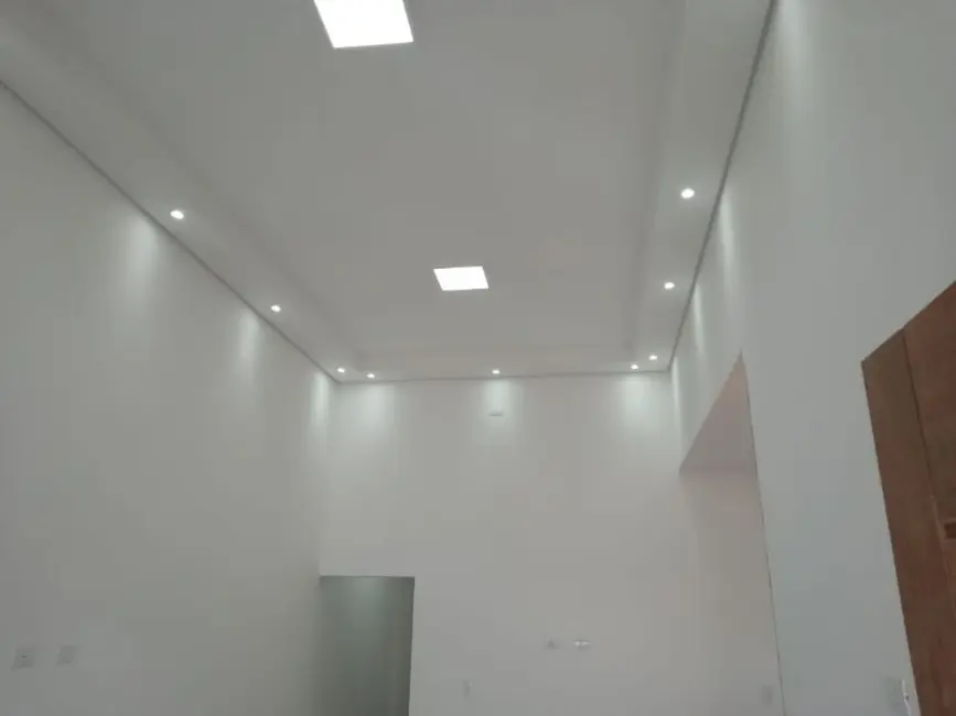 Foto 3 de Casa de Condomínio com 3 quartos à venda, 105m2 em Jardim Bandeirantes, Salto - SP