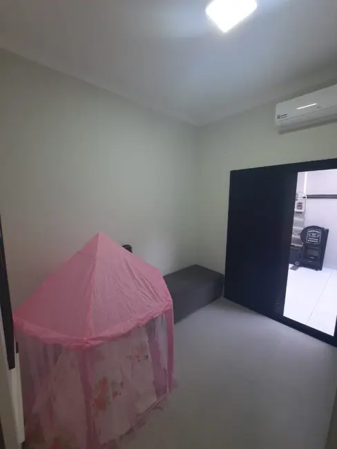 Foto 2 de Casa de Condomínio com 3 quartos à venda, 130m2 em Salto - SP