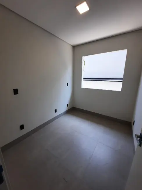 Casa de Condomínio com 3 quartos à venda, 233m2 em Itu - SP - imagem 8 Foto 8 de Casa de Condomínio com 3 quartos à venda, 233m2 em Itu - SP