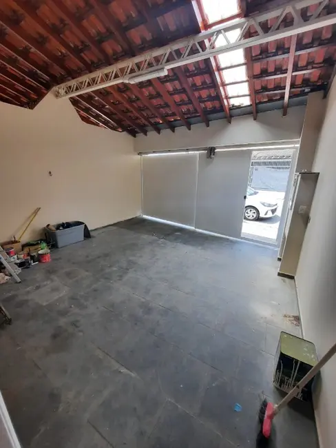 Foto 2 de Casa com 3 quartos à venda e para alugar, 140m2 em Jardim Santa Tereza, Itu - SP