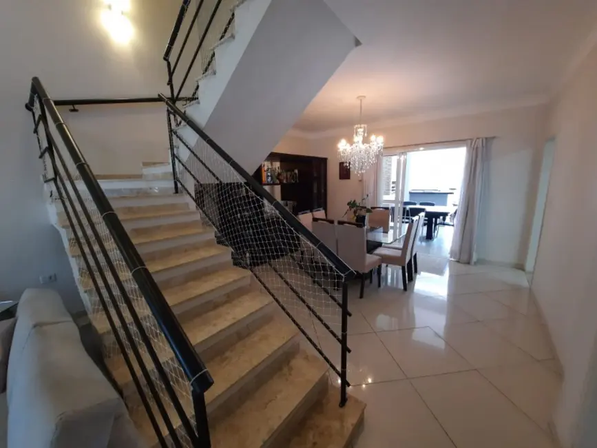 Casa de Condomínio com 3 quartos à venda, 209m2 em Parque do Varvito, Itu - SP - imagem 5 Foto 5 de Casa de Condomínio com 3 quartos à venda, 209m2 em Parque do Varvito, Itu - SP