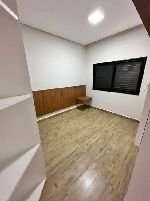 Foto 9 de Casa de Condomínio com 3 quartos à venda, 220m2 em Residencial Central Parque, Salto - SP