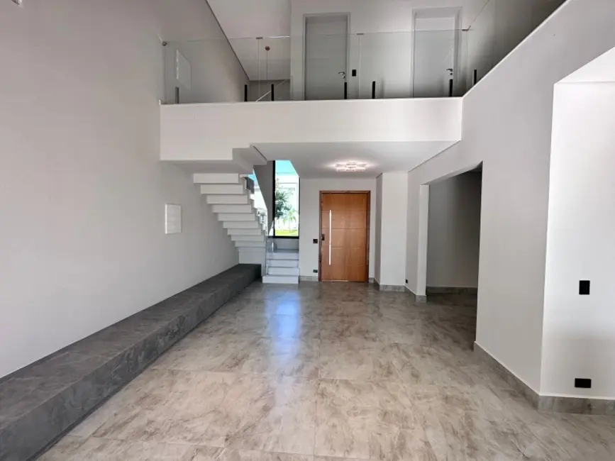 Foto 2 de Casa de Condomínio com 3 quartos à venda, 220m2 em Residencial Central Parque, Salto - SP
