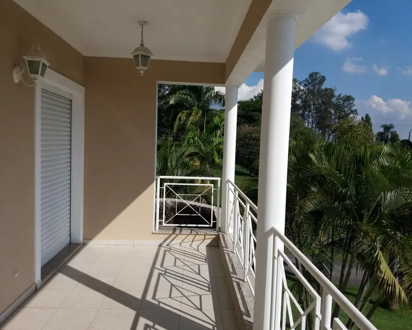 Casa com 4 quartos para alugar, 300m2 em Salto - SP - imagem 2 Foto 2 de Casa com 4 quartos para alugar, 300m2 em Salto - SP