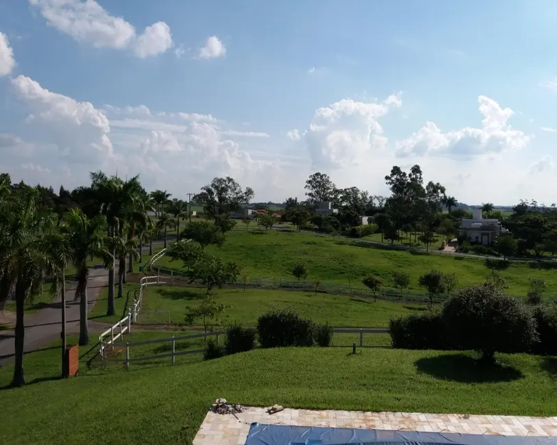 Casa com 4 quartos para alugar, 300m2 em Salto - SP - imagem 3 Foto 3 de Casa com 4 quartos para alugar, 300m2 em Salto - SP