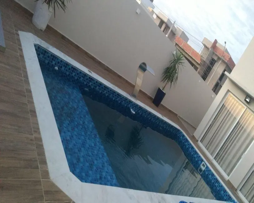 Foto 1 de Casa com 3 quartos à venda, 274m2 em Salto - SP