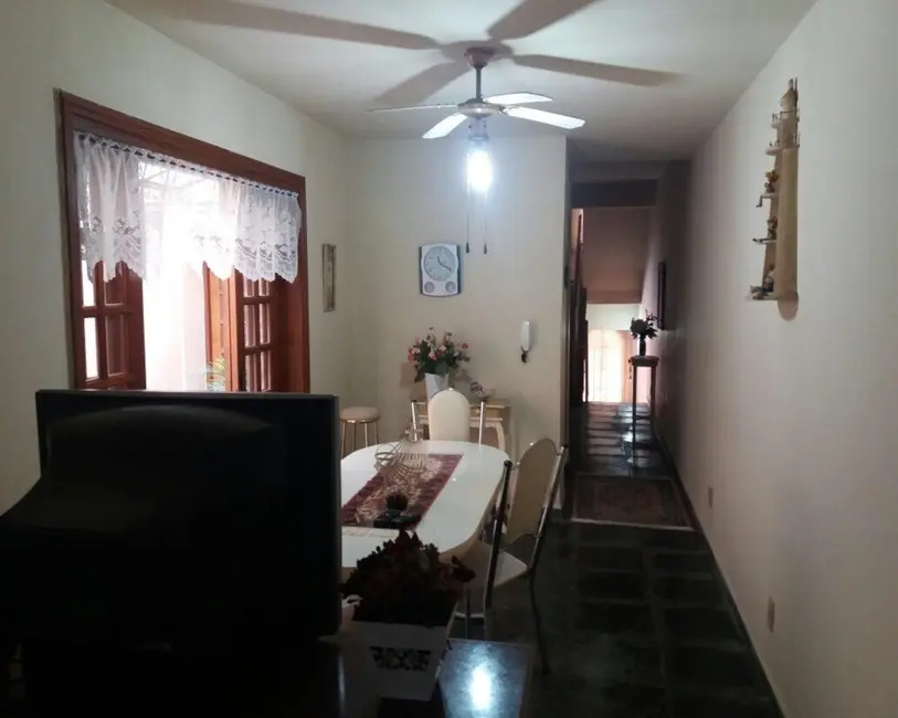 Foto 4 de Casa com 3 quartos à venda, 200m2 em Brasil, Itu - SP