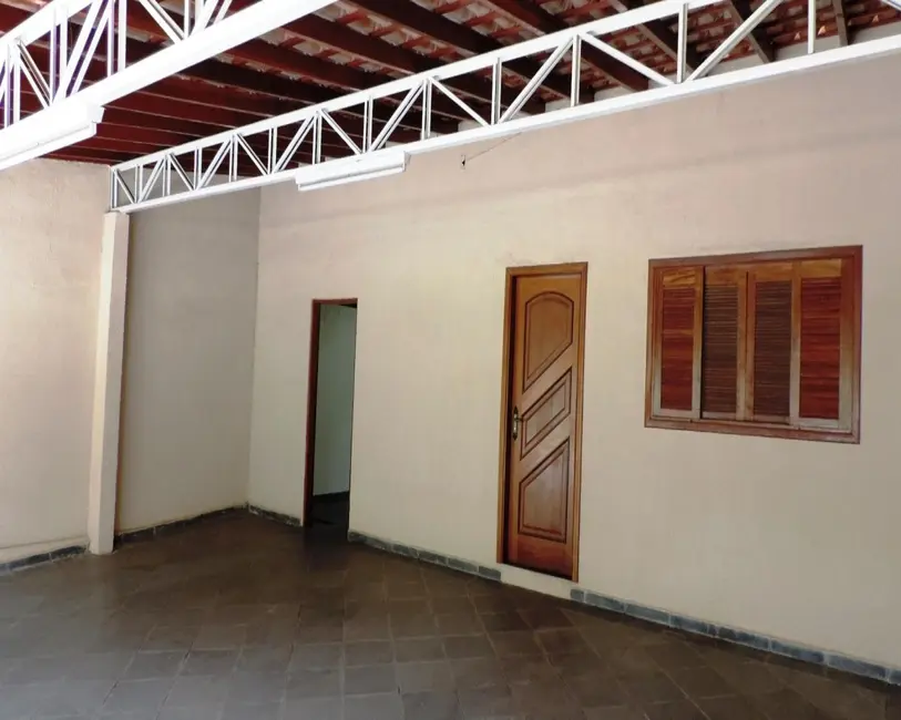 Foto 2 de Casa com 2 quartos à venda, 130m2 em Jardim das Rosas, Itu - SP