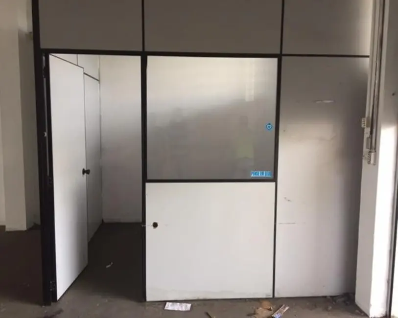 Foto 2 de Armazém / Galpão para alugar, 200m2 em Jardim Padre Bento, Itu - SP