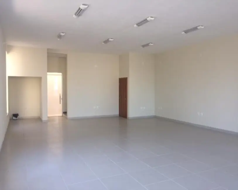 Foto 1 de Sala Comercial à venda e para alugar, 108m2 em Jardim do Estádio, Itu - SP